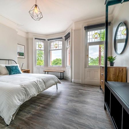 Pass The Keys Beautiful 4Br Restored Red Brick Cafes And Park Белфаст Экстерьер фото